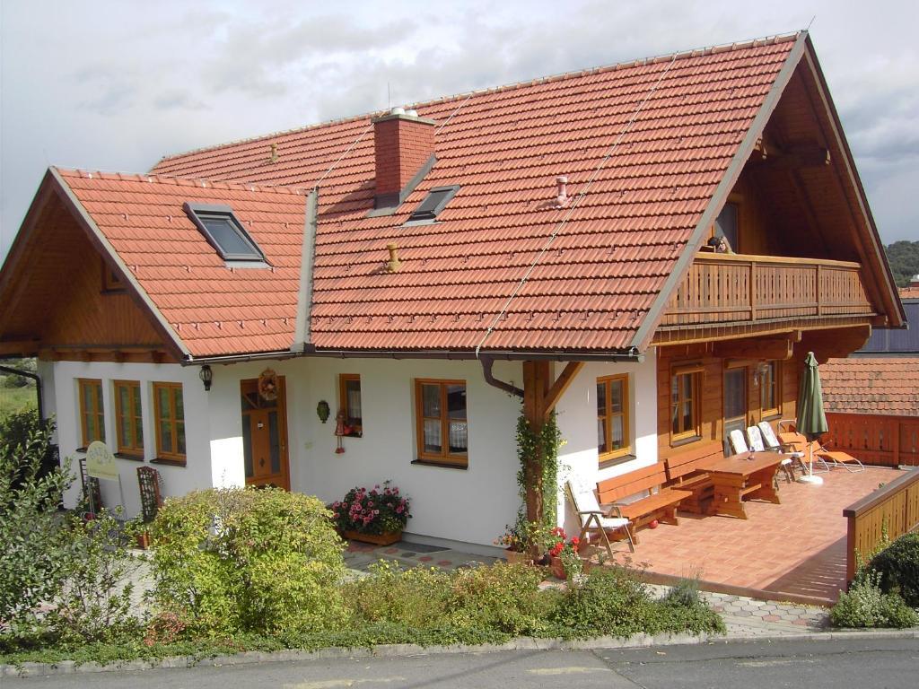 Gaestehaus - Camping- Weinhof Radl Klöch Dış mekan fotoğraf